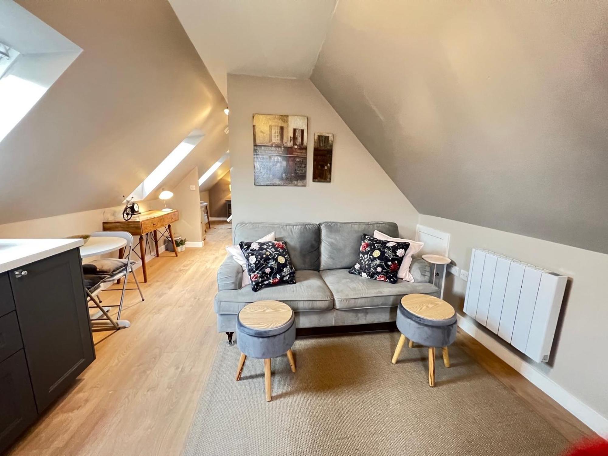 Entire Loft Space In Quiet Village Near Roman City Of Lincoln Esterno foto